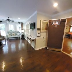 Insignia Senior Living - Entrance