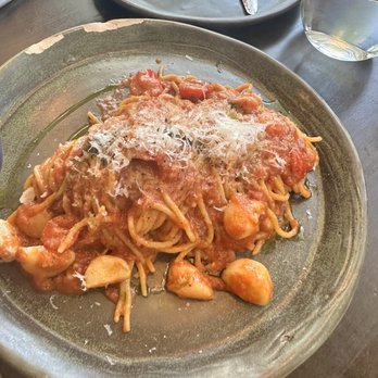 Esther's Kitchen - Spaghetti pomodoro - Italian Near Me - Las Vegas, Nevada