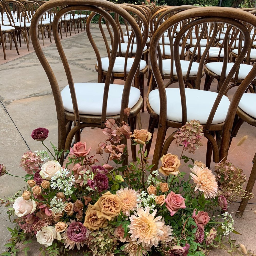 Lavenders Flowers - Aisle arrangements - Florists Near Me - Santa Ana, California