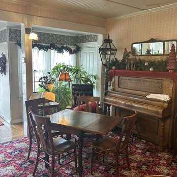 Julian Gold Rush Hotel - Hotels Near Me - Julian, California Julian Gold Rush Hotel - Hotels Near Me - Julian, California
