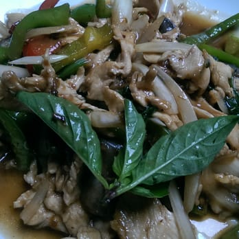 Sea Thai - Basil chicken - Thai Near Me - Brooklyn, New York Sea Thai - Basil chicken - Thai Near Me - Brooklyn, New York