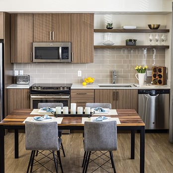 Gunbarrel Center - Tour today to see our gourmet kitchens with quartz countertops. - Apartments Near Me - Boulder, Colorado