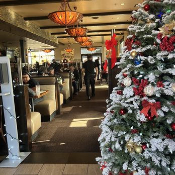 Mission City Grill - Inside - Bars Near Me - Santa Clara, California