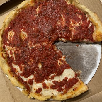 Kitchen 17 - Deep dish pepperoni - Vegan Near Me - Chicago, Illinois