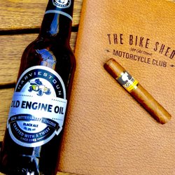 Bike Shed Moto Co. - London - A BSMC Burger, a smoke and thou.