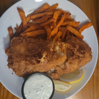 Barley's Brewing Company - Fish and chips (sweet potatoe fries) - Pubs Near Me - Columbus, Ohio