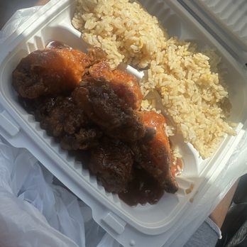 Wah Sing Chinese Restaurant - Fried rice with drums of heaven wings - Chinese Near Me - Pittsburg, California Wah Sing Chinese Restaurant - Fried rice with drums of heaven wings - Chinese Near Me - Pittsburg, California
