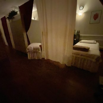 Lee Foot Relax - Couples massage - Reflexology Near Me - Houston, Texas Lee Foot Relax - Couples massage - Reflexology Near Me - Houston, Texas
