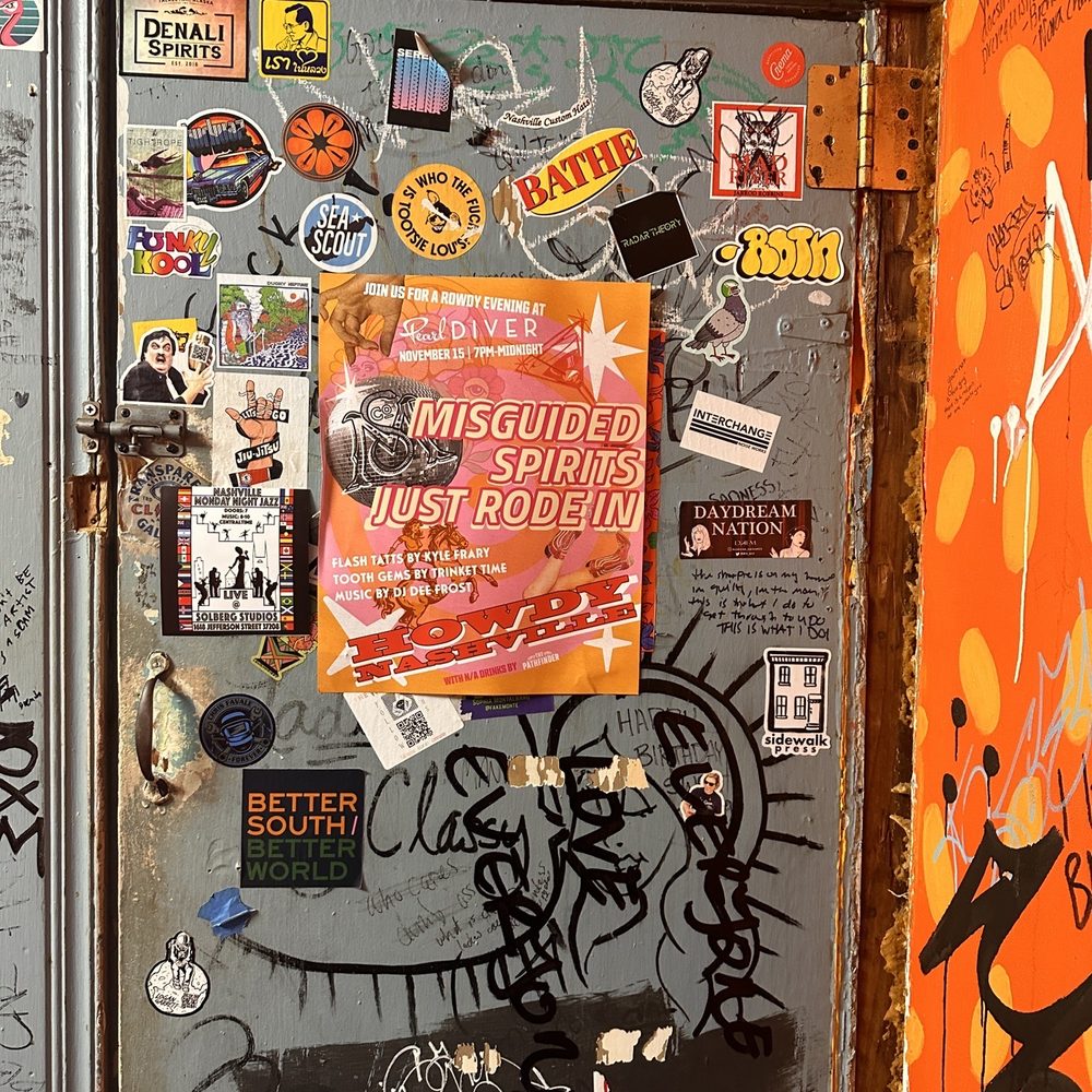 Dino's - Bathroom - American Near Me - Nashville, Tennessee