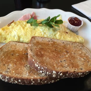 Geraldine's Kitchen - Breakfast & Brunch Near Me - Jeffersonville, Indiana