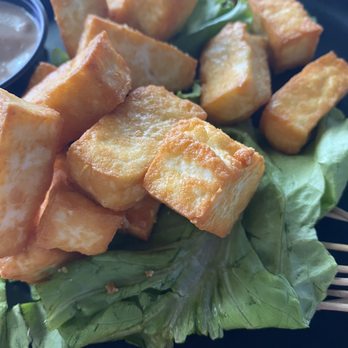 Mambo’s Bar & Lounge - Queso frita - Lounges Near Me - Aguadilla, Puerto Rico