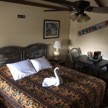 Farmhouse Paso - Hotels Near Me - Paso Robles, California