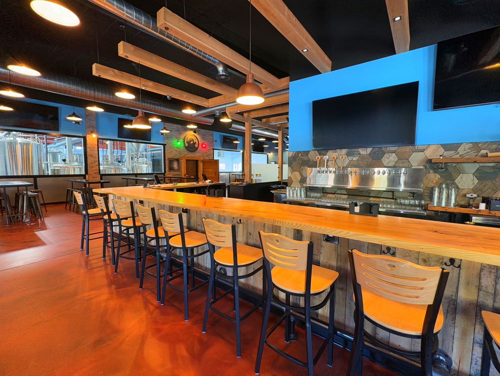 LUDLAM ISLAND BREWERY Updated October 2024 85 Photos & 55 Reviews