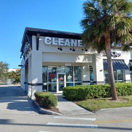 Exterior photo of Dolphin Cleaners Gladiolus - Fort Myers, Florida Exterior photo of Dolphin Cleaners Gladiolus - Fort Myers, Florida