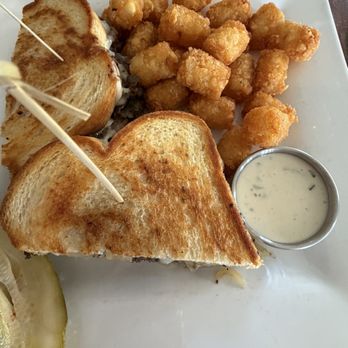 Wilma & Frieda's - Crispy tots! Yummy ranch and the French Onion Grilled Roast Beef Melt - Comfort Food Near Me - Palm Springs, California
