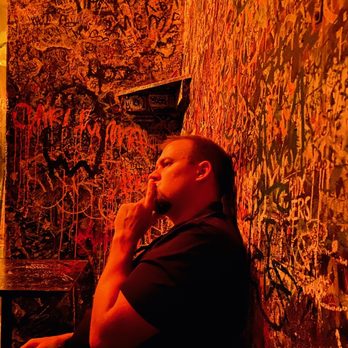 El Batey - Thinking of my beautiful wife - Dive Bars Near Me - San Juan, Puerto Rico El Batey - Thinking of my beautiful wife - Dive Bars Near Me - San Juan, Puerto Rico