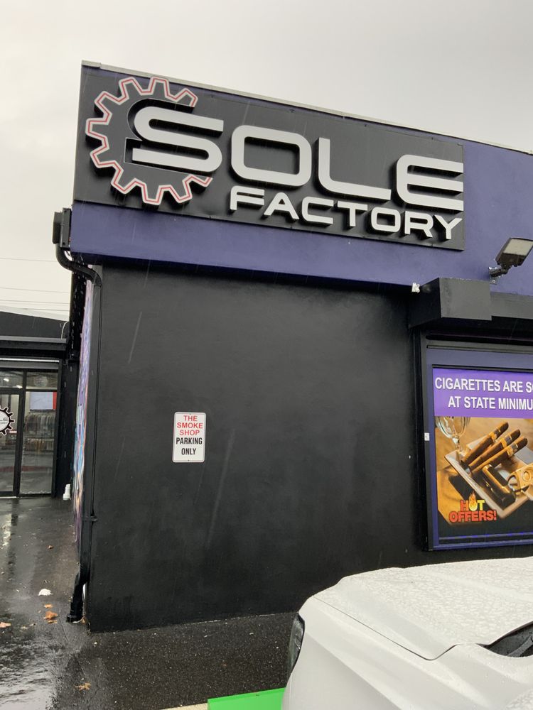 SOLE FACTORY 203 - Updated March 2026 - 13 Photos - 1258 Barnum Ave ...