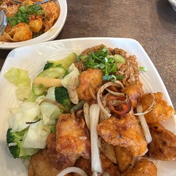 A Table Wayne's Kitchen - Asian Fusion Near Me - Manteca, California A Table Wayne's Kitchen - Asian Fusion Near Me - Manteca, California
