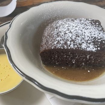 Pleasant House Pub - Sticky Toffee Pudding - British Near Me - Chicago, Illinois Pleasant House Pub - Sticky Toffee Pudding - British Near Me - Chicago, Illinois