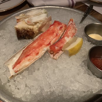 Herringbone Waikiki - Seafood Near Me - Honolulu, Hawaii