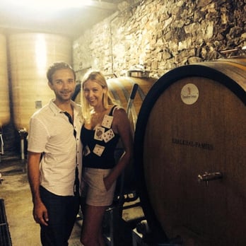 Khalkhal-Pamies - in the garage - Wineries Near Me - Vialanove, 34 Khalkhal-Pamies - in the garage - Wineries Near Me - Vialanove, 34