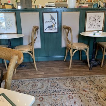 L’Amitié Bistro - Breakfast & Brunch Near Me - Denton, Texas