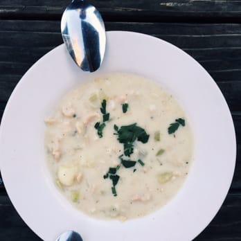 Parkside Cafe - Small clam chowder - American Near Me - Stinson Beach, California Parkside Cafe - Small clam chowder - American Near Me - Stinson Beach, California