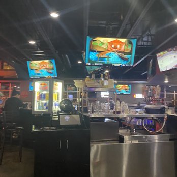 Mad Cow - Bar area - Burgers Near Me - Eagan, Minnesota