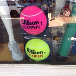 Set Point Tennis - Giant Tennis Balls!!!