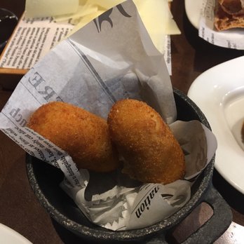 Xaloc - Croquetas de jamón - Tapas Bars Near Me - Barcelona, B