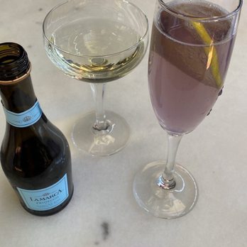 26 Beach Restaurant - Lavender Mimosa & LaMarca Split - New American Near Me - Venice, California 26 Beach Restaurant - Lavender Mimosa & LaMarca Split - New American Near Me - Venice, California