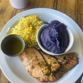 Fresh Corn Grill - Salmon Plate w Spaghetti Squash and Purple Mash - American Near Me - Westwood, California Fresh Corn Grill - Salmon Plate w Spaghetti Squash and Purple Mash - American Near Me - Westwood, California