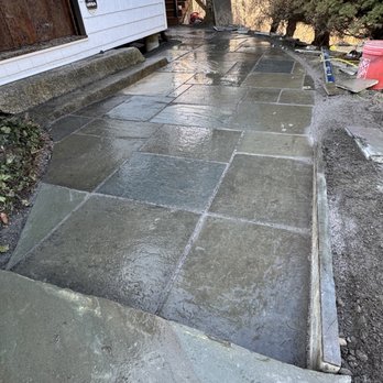 Perfect Patios - Bluestone entryway and walkway - Masonry/Concrete Near Me