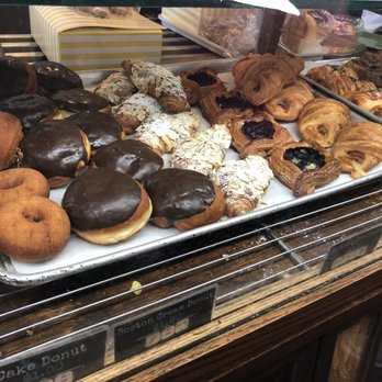 Cream Pan - Display - Bakeries Near Me - Tustin, California