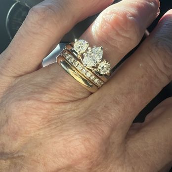 Oz's Jewelers - My 30 year old wedding set repaired and cleaned. - Jewelry Near Me - Hickory, North Carolina Oz's Jewelers - My 30 year old wedding set repaired and cleaned. - Jewelry Near Me - Hickory, North Carolina