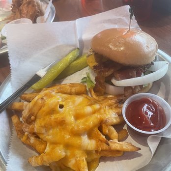 O'Bryon's Bar & Grill - Pub* add bacon, Cheese Fries or Tots - Sports Bars Near Me - Cincinnati, Ohio