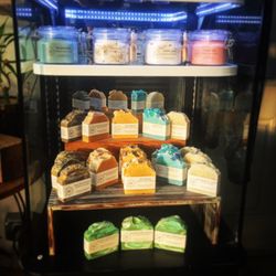 Pelican & Piper - Handcrafted soaps from regional artisan Blackberry Moon Farm