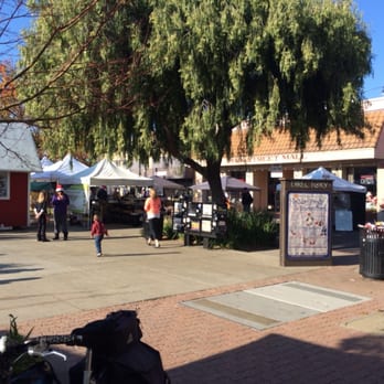 Martinez Farmers' Market - The Plaza - Farmers Market Near Me - Martinez, California