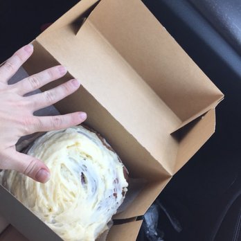 Hurts Donut - Huge cinnamon roll!!! - Donuts Near Me - Tempe, Arizona