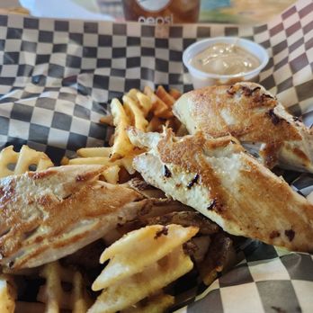 Fisherman's Market - Grilled albacore fish n chips - Seafood Near Me - Eugene, Oregon Fisherman's Market - Grilled albacore fish n chips - Seafood Near Me - Eugene, Oregon
