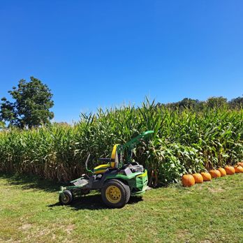 Pringles Orchard - Corn maze - Pick Your Own Farms Near Me - Goshen, Ohio Pringles Orchard - Corn maze - Pick Your Own Farms Near Me - Goshen, Ohio