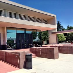 Superior Court of California - Santa Clara County - Entrance.