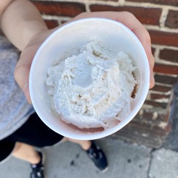 J.P. Licks - Jamaica Plain - Fresh Banana Ice Cream - Ice Cream & Frozen Yogurt Near Me - Jamaica Plain, Massachusetts J.P. Licks - Jamaica Plain - Fresh Banana Ice Cream - Ice Cream & Frozen Yogurt Near Me - Jamaica Plain, Massachusetts