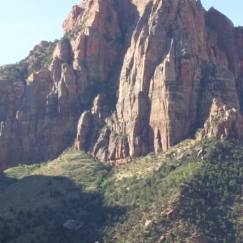 Driftwood Lodge - Hotels Near Me - Springdale, Utah