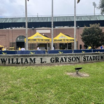 Historic Grayson Stadium - Entrance - Stadiums & Arenas Near Me - Savannah, Georgia