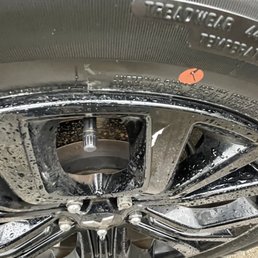 Shiny black paint completely gouged out on 3 of 4 rims. Shiny black paint completely gouged out on 3 of 4 rims.