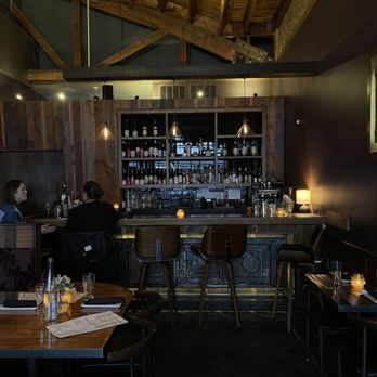 Eduardo's Enoteca - Interior - Pizza Near Me - Chicago, Illinois