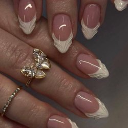 StarNailsBar - Elegance in Every Detail!