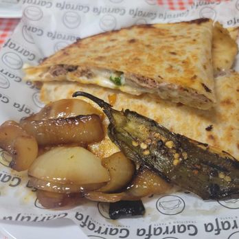 Garrafa - Barbacoa quesadilla - Ice Cream & Frozen Yogurt Near Me - Fresno, California