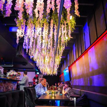 Koochini - Cocktail Bars Near Me - Markham, Ontario